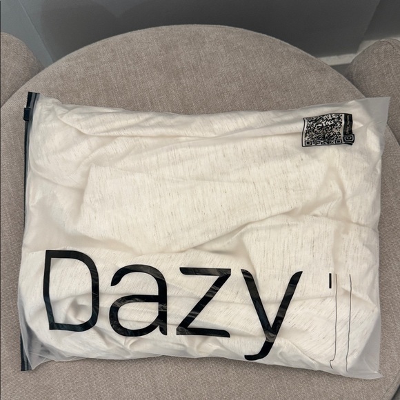 NWT Chic Cream Backless Maxi Dress - Picture 7 of 7